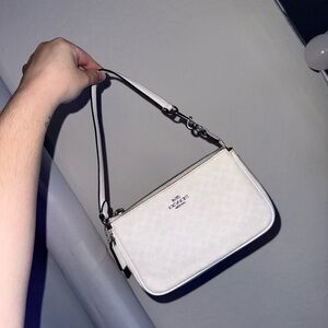 Coach nolita  ( white)